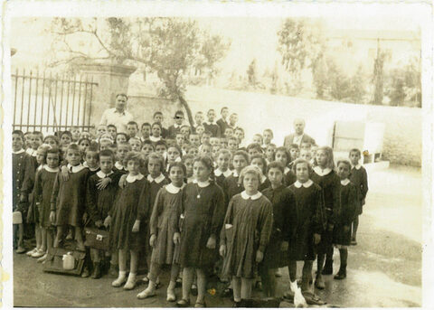 Το 1ο Δημοτικό Σχολείο τη δεκαετία 1950