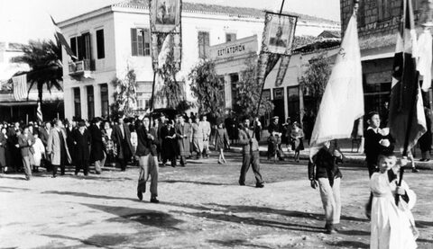 Λιτανεία στην παραλιακή