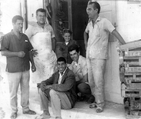 Στο τσαγκαράδικο του Παναγιώτη Αλυφαντή