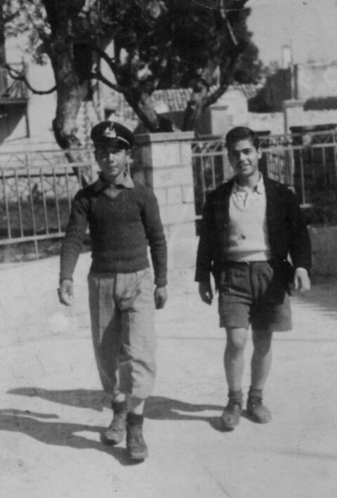 Με το όπλο